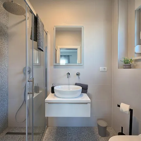 Apartament The Wave - Sea-view & Pool *
