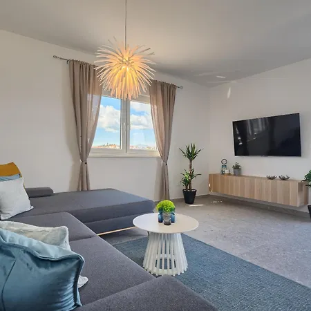 Apartament The Wave - Sea-view & Pool Slatine