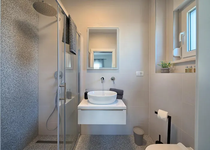 Apartment The Wave - Sea-view & Pool *
